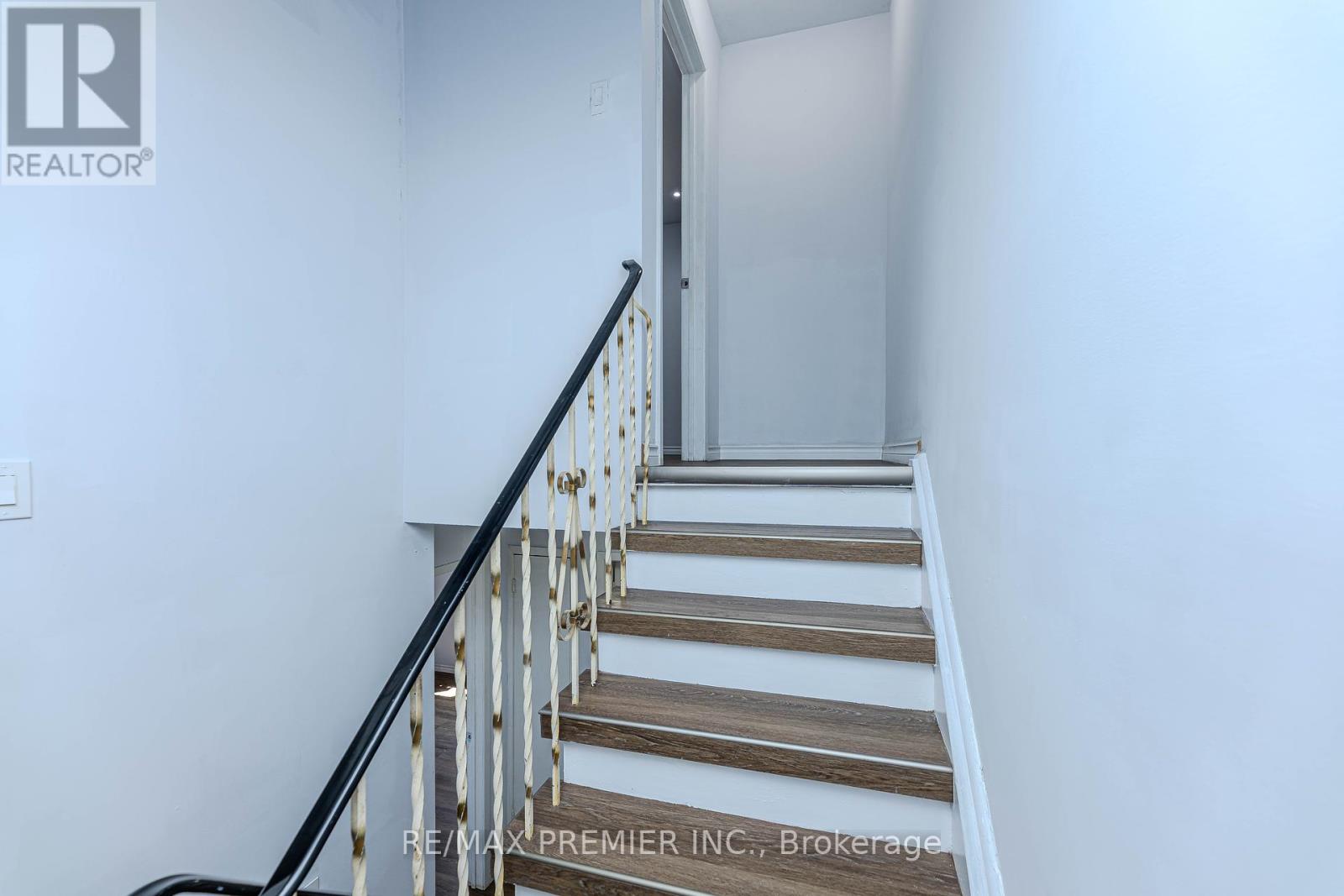 48 - 2012 Martin Grove Road, Toronto, Ontario  M9V 4A3 - Photo 44 - W12130079