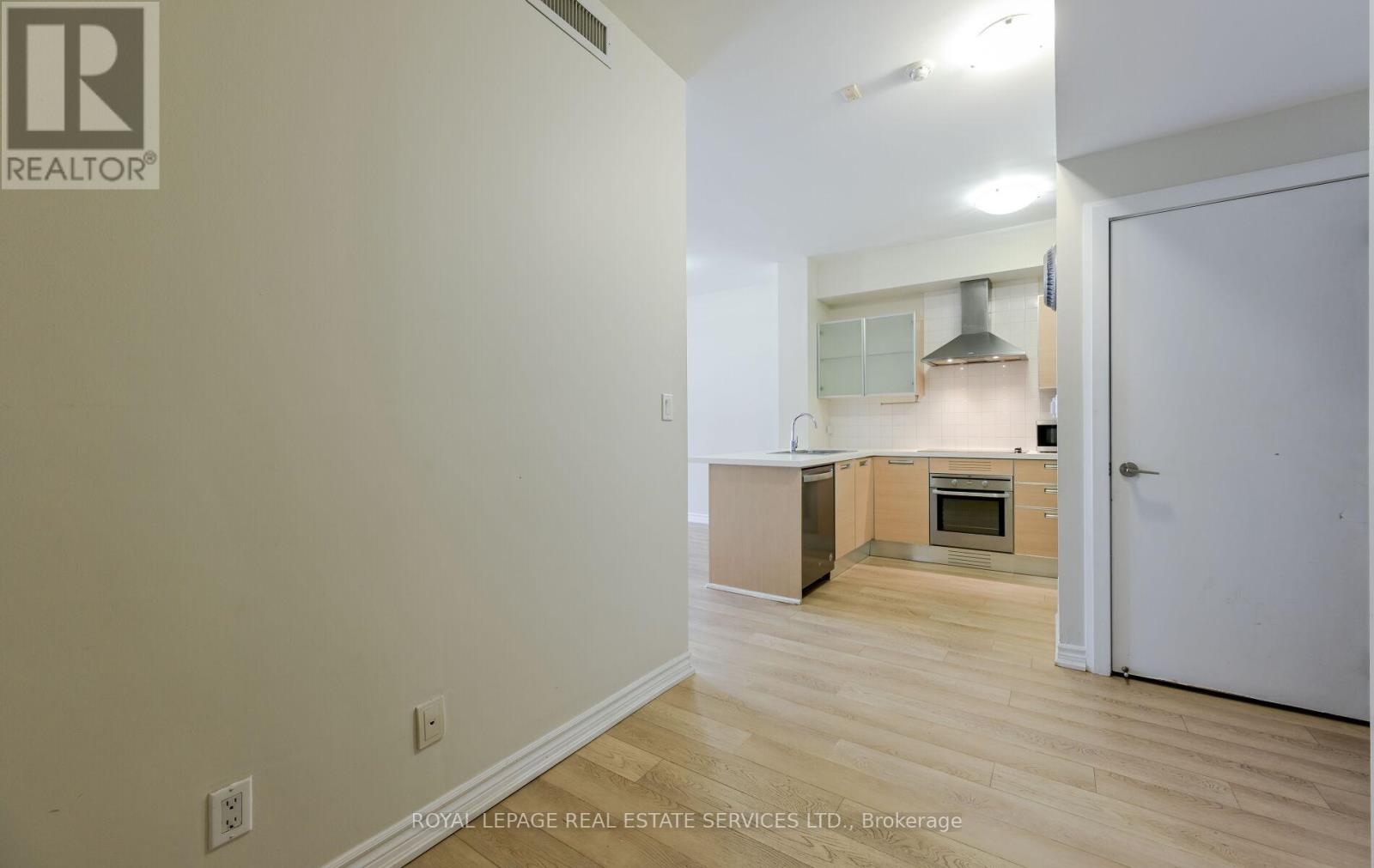 210 - 3391 Bloor Street W, Toronto (Islington-City Centre West), Ontario  M8X 1G3 - Photo 17 - W12133772