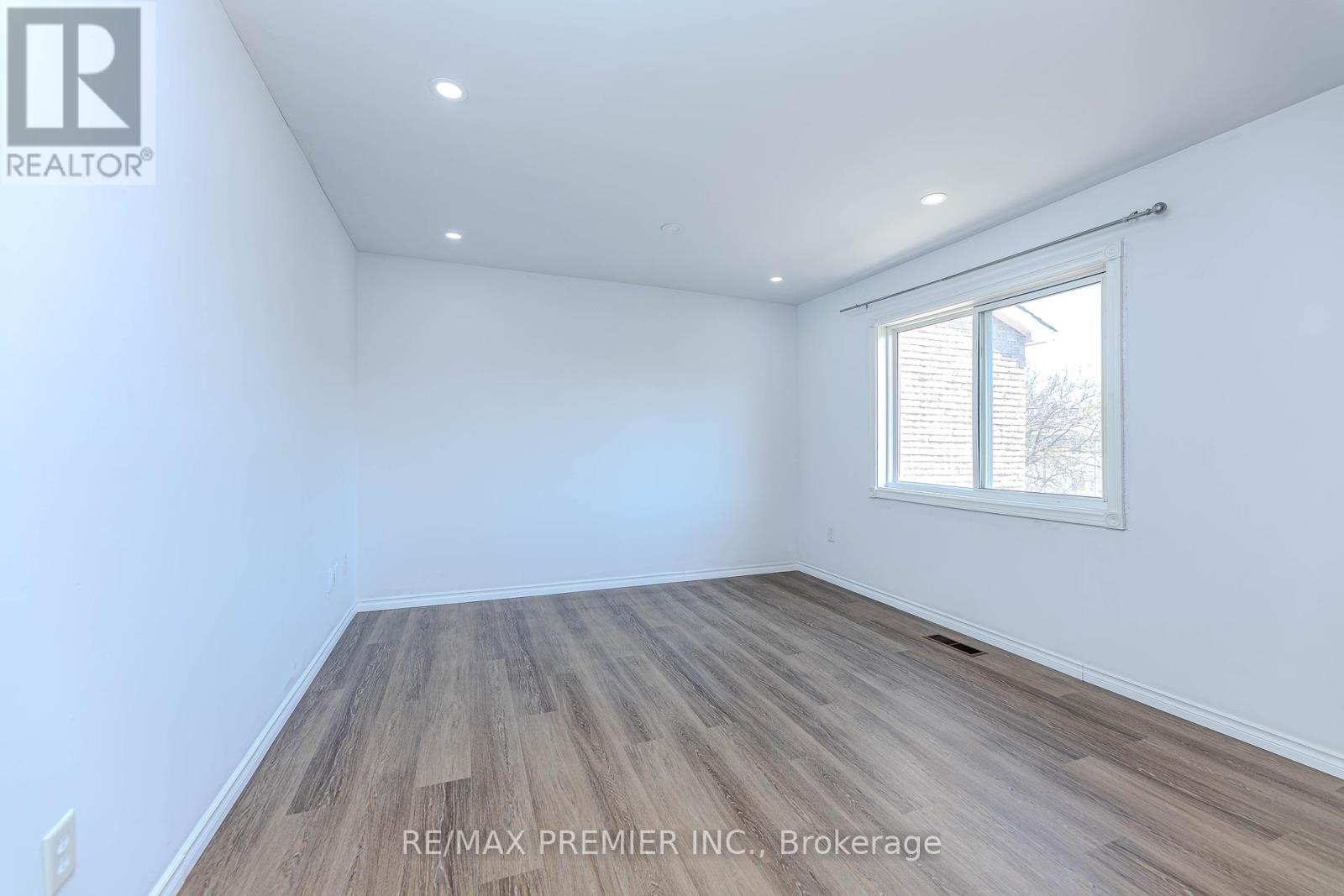 48 - 2012 Martin Grove Road, Toronto, Ontario  M9V 4A3 - Photo 45 - W12130079