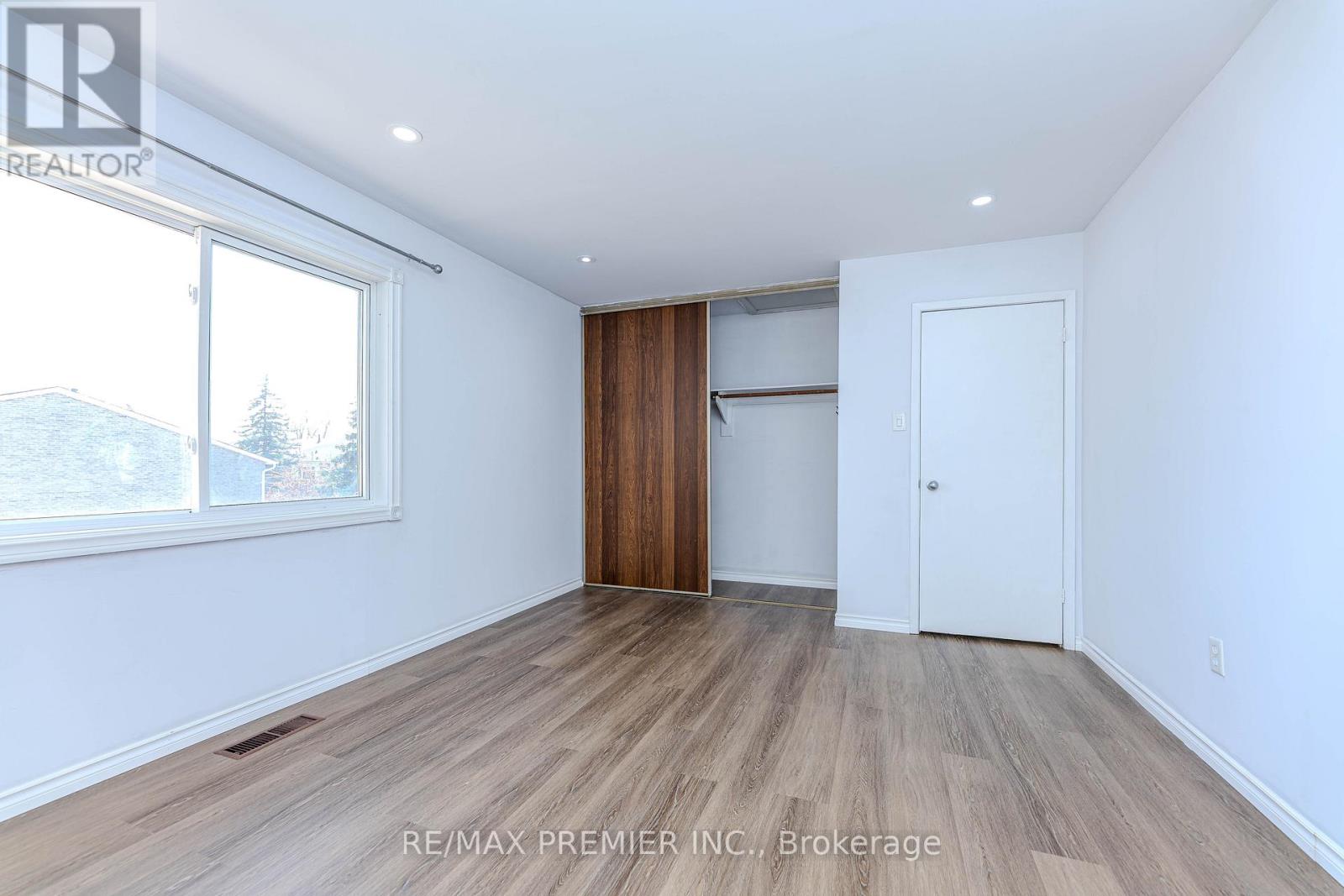 48 - 2012 Martin Grove Road, Toronto, Ontario  M9V 4A3 - Photo 47 - W12130079