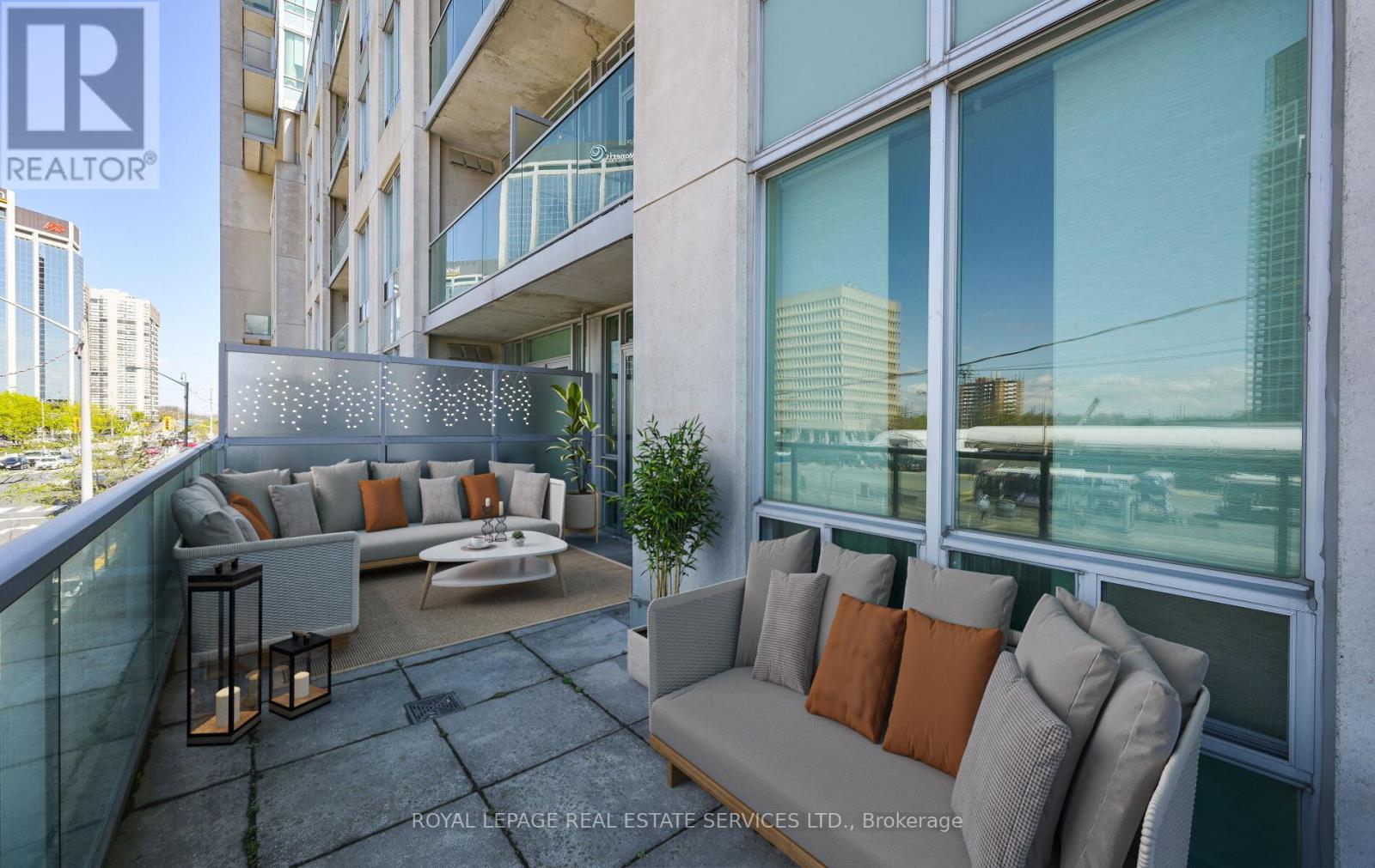 210 - 3391 Bloor Street W, Toronto (Islington-City Centre West), Ontario  M8X 1G3 - Photo 12 - W12133772