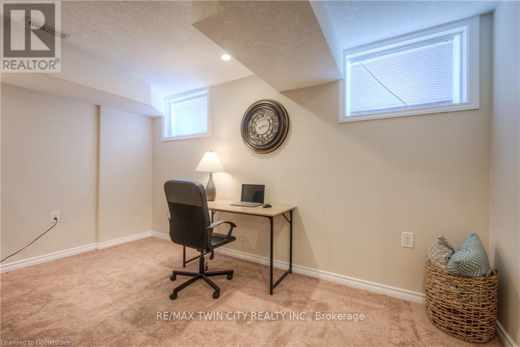 18 - 635 Saginaw Parkway, Cambridge, Ontario  N1T 0C1 - Photo 39 - X12133540
