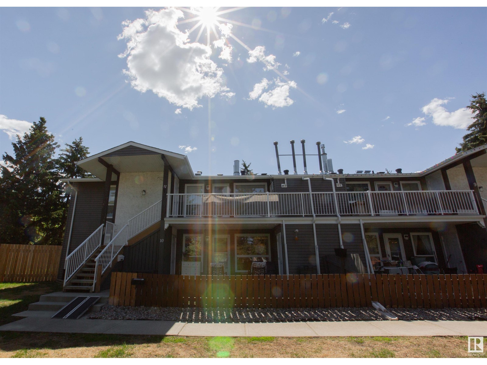 #10 3111 142 AV NW, Edmonton, Alberta