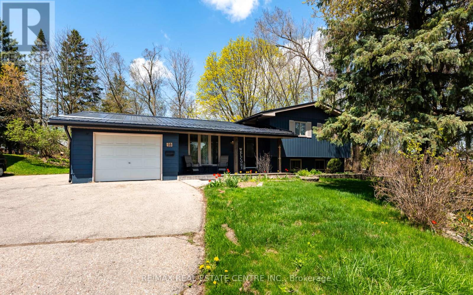 Property at 18 TOWNLINE image 1