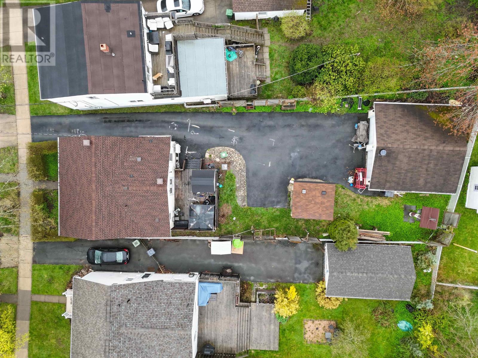 Property at 3204 Connaught Avenue image 3