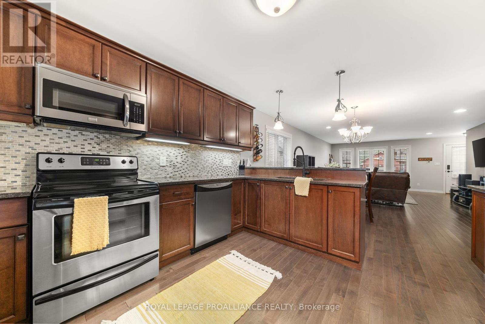 3 Barnett Street, Belleville, Ontario  K8N 0M1 - Photo 12 - X12134661