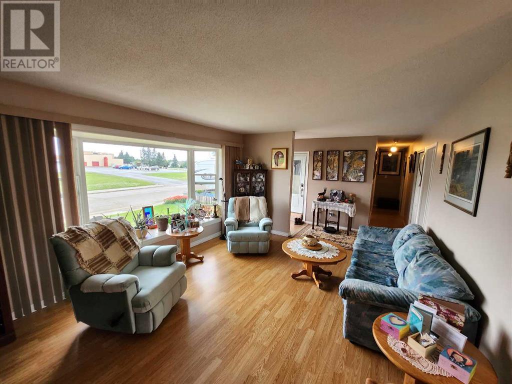 716 6 Avenue, Fox Creek, Alberta  T0H 1P0 - Photo 23 - A2215886