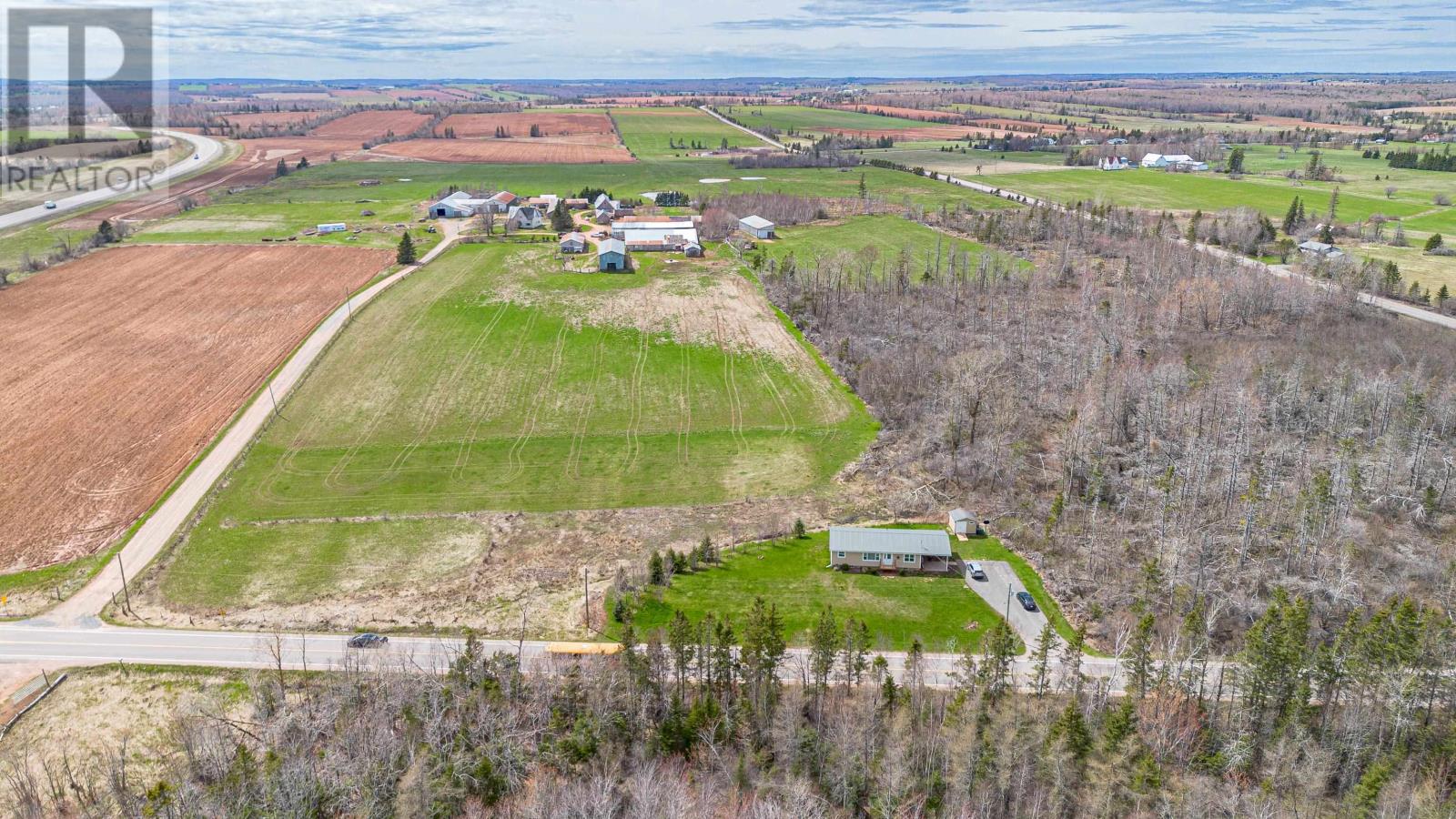 309 Cornwall Road, Cornwall, Prince Edward Island  C0A 1H4 - Photo 3 - 202504828