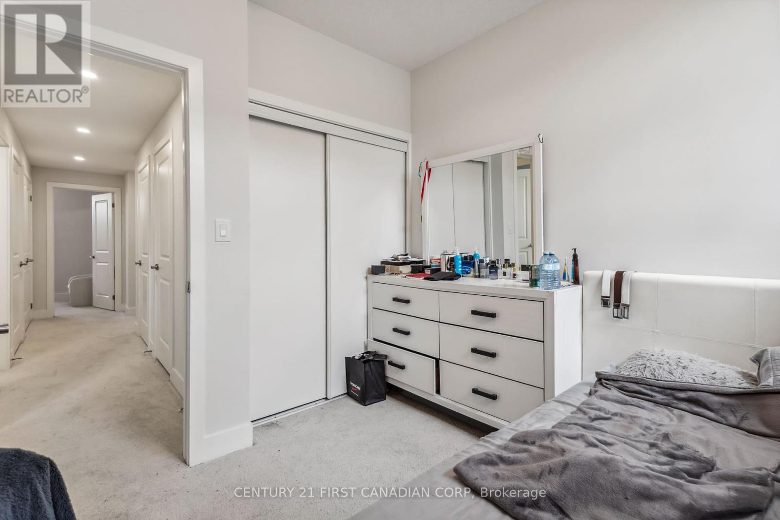 21 - 990 Deveron Crescent, London South, Ontario  N5Z 0B7 - Photo 40 - X12134639