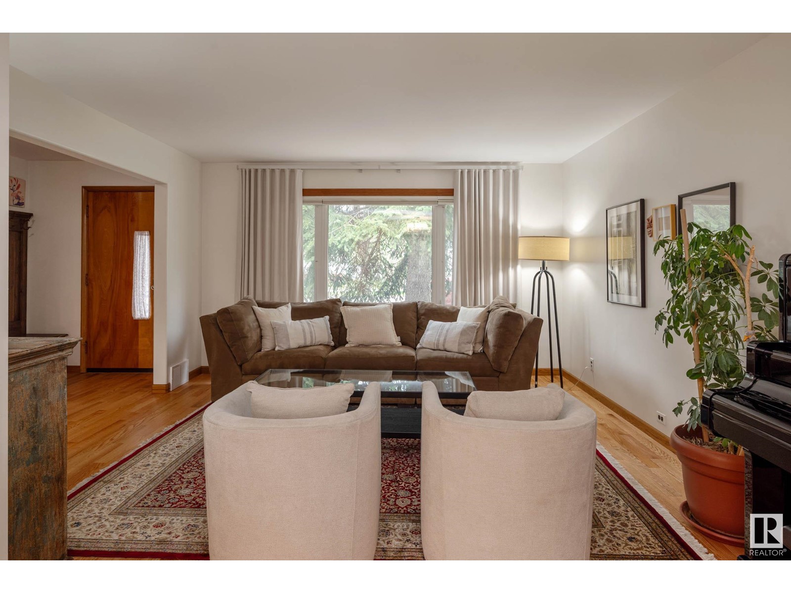 Property at 11536 78 AV NW image 4