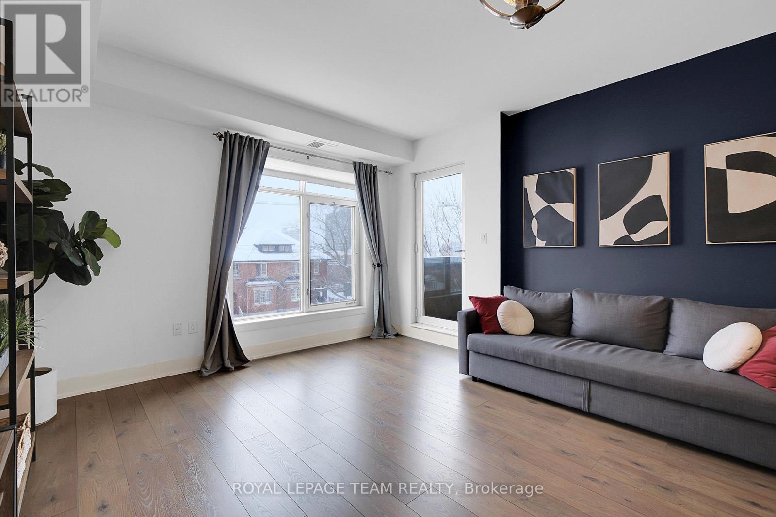 305 - 131 Holland Avenue, Ottawa, Ontario  K1Y 3A2 - Photo 13 - X12083588