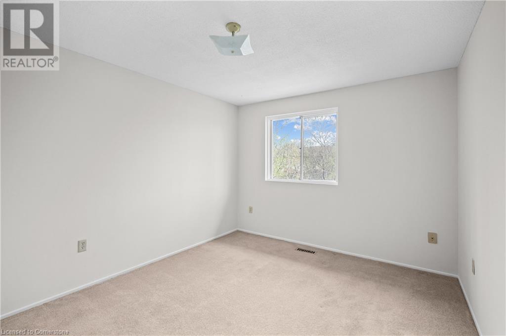 1556 Lancaster Drive Unit# 71, Oakville, Ontario  L6H 2Z4 - Photo 32 - 40722687