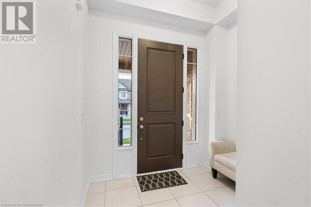 Property at 172 BROADACRE Drive image 4