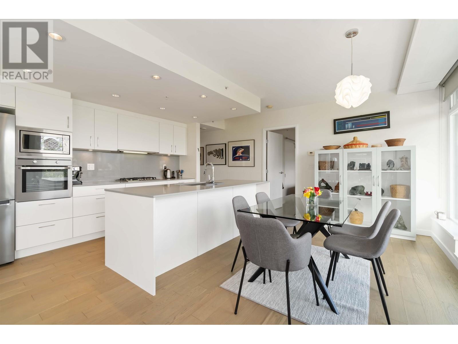 308 728 W 8TH AVENUE, vancouver, British Columbia