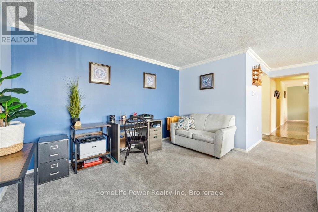 307 - 93 Westwood Road, Guelph (Willow West/sugarbush/west Acres), Ontario  N1H 7J7 - Photo 8 - X12134655