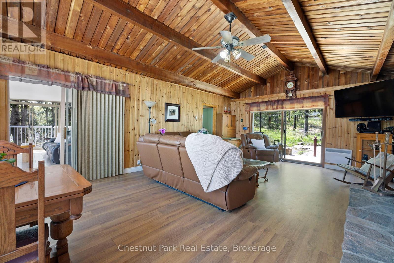 1260 Winders Bay Road, Lake Of Bays, Ontario  P0B 1A0 - Photo 11 - X12134662