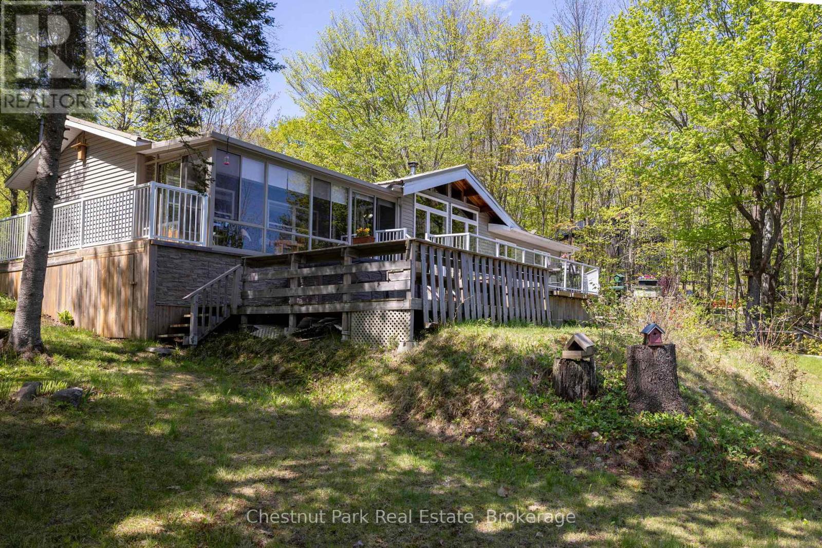 1260 Winders Bay Road, Lake Of Bays, Ontario  P0B 1A0 - Photo 2 - X12134662