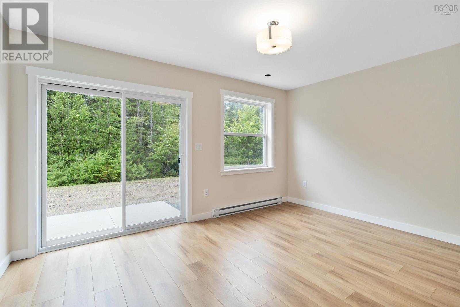 499 Glenn Allan Drive, Bridgewater, Nova Scotia  B4V 0B1 - Photo 7 - 202510327