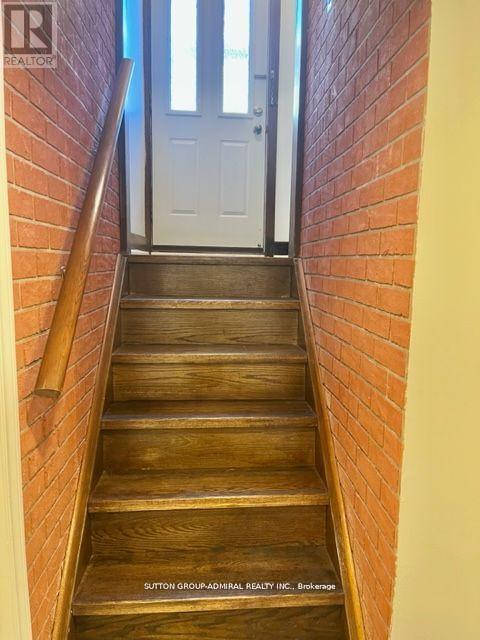 48 Nymark Avenue, Toronto, Ontario  M2J 2G9 - Photo 9 - C12134399