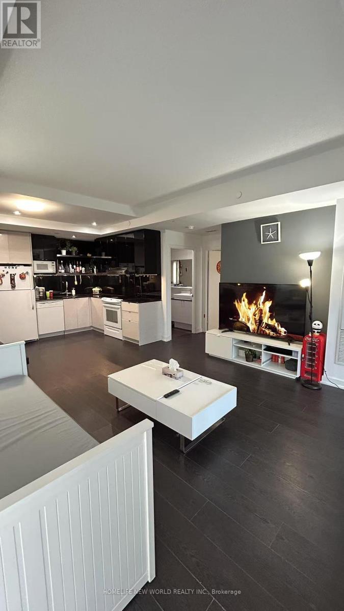 Property at 221 - 72 ESTHER SHINER BOULEVARD image 5