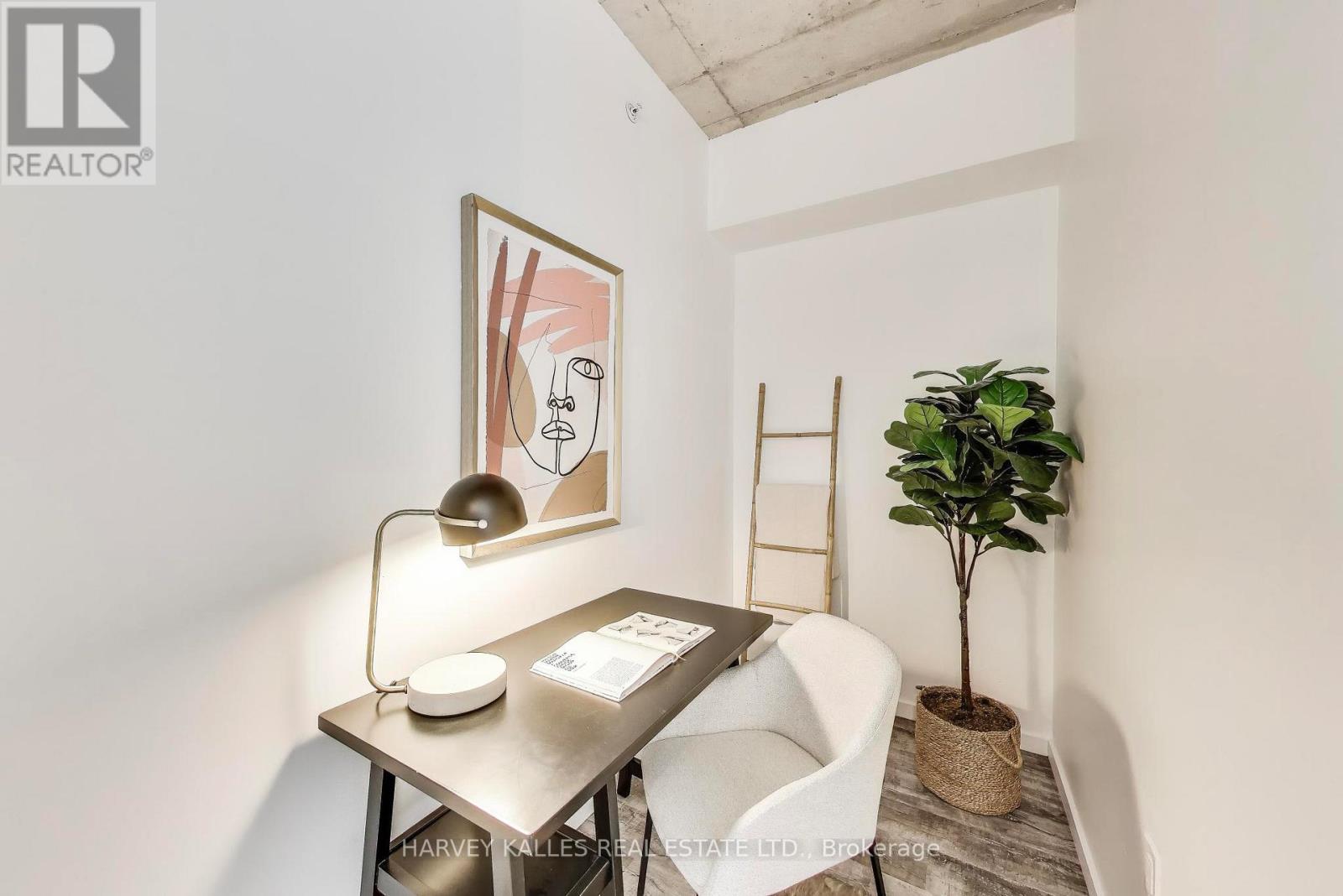 710 - 170 Bayview Avenue, Toronto, Ontario  M5A 0M4 - Photo 11 - C12134423