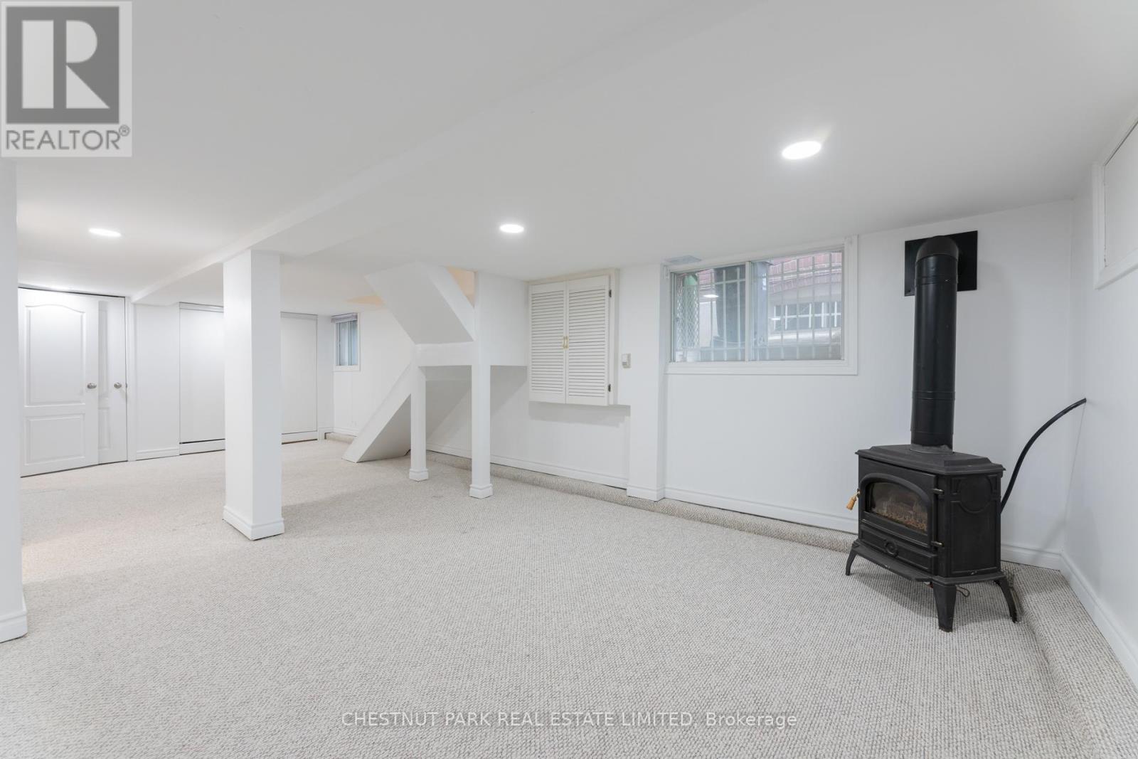 188 Hudson Drive, Toronto (Rosedale-Moore Park), Ontario  M4T 2K8 - Photo 35 - C12134431