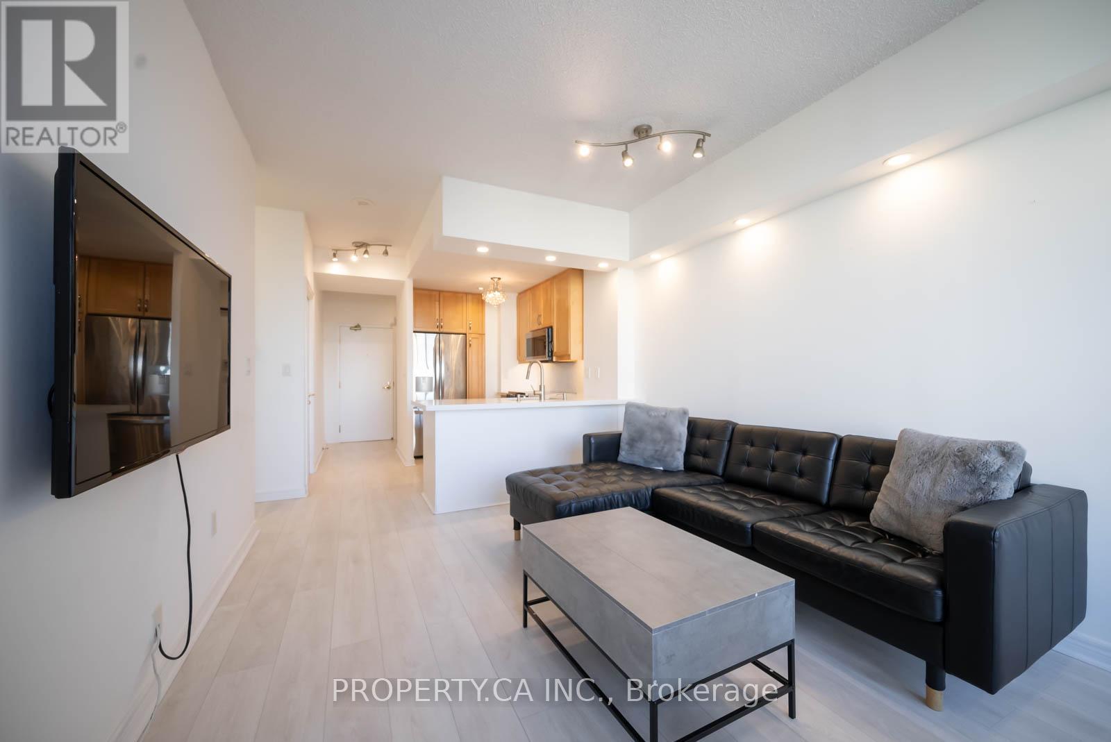 1103 - 100 Hayden Street, Toronto, Ontario  M4Y 3C7 - Photo 8 - C12134524