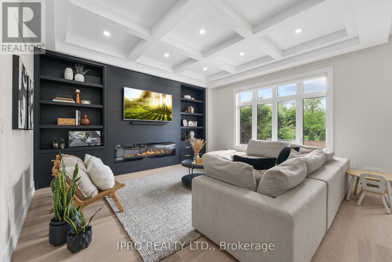 Property at 262 SENLAC ROAD image 3