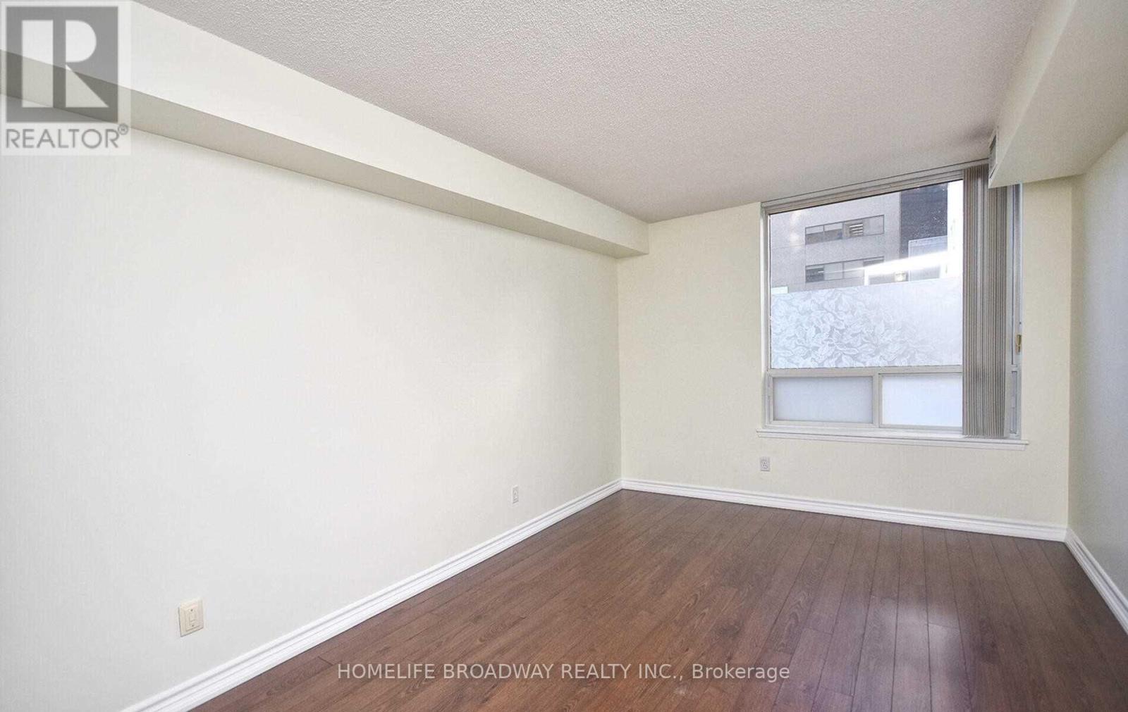 210 - 18 Hillcrest Avenue, Toronto (Willowdale East), Ontario  M2N 6T5 - Photo 14 - C12134584
