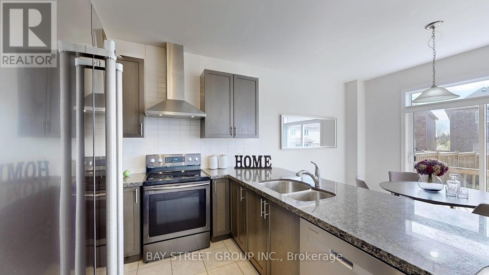 316 Pimlico Drive, Oshawa, Ontario  L1L 0L3 - Photo 9 - E12134470
