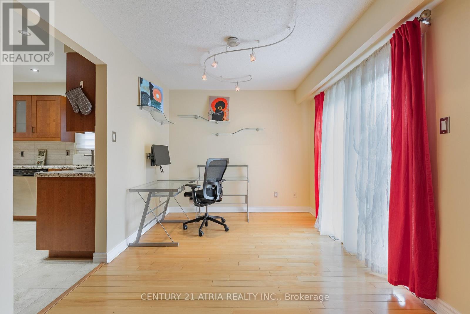 600 Stonebridge Lane, Pickering, Ontario  L1W 3B3 - Photo 8 - E12134602