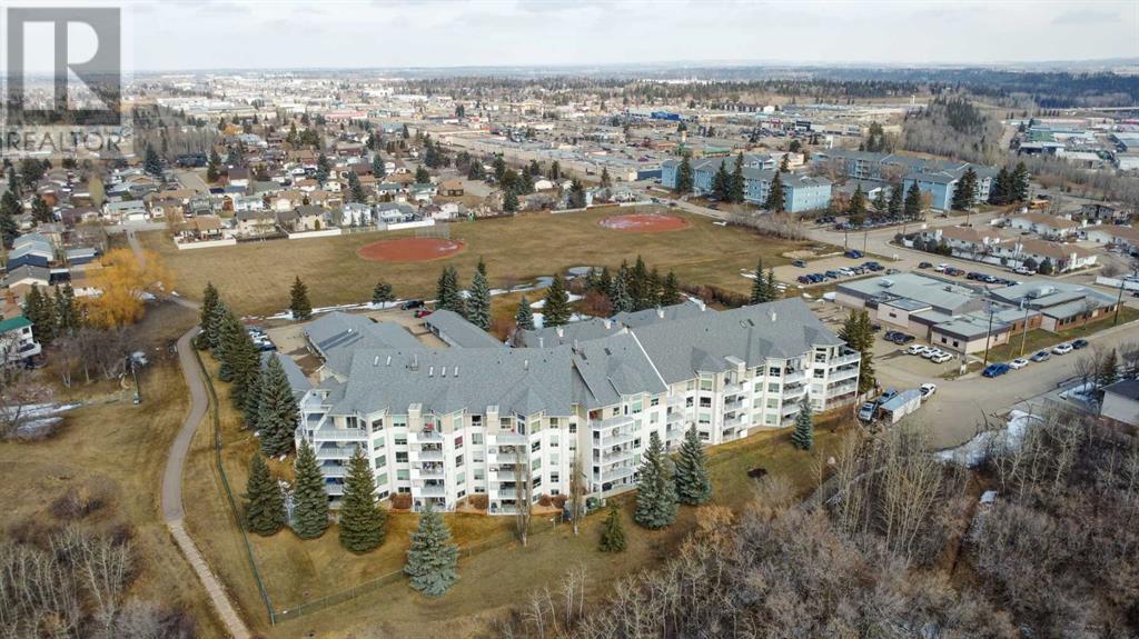 L00, 6118 53 Avenue, red deer, Alberta