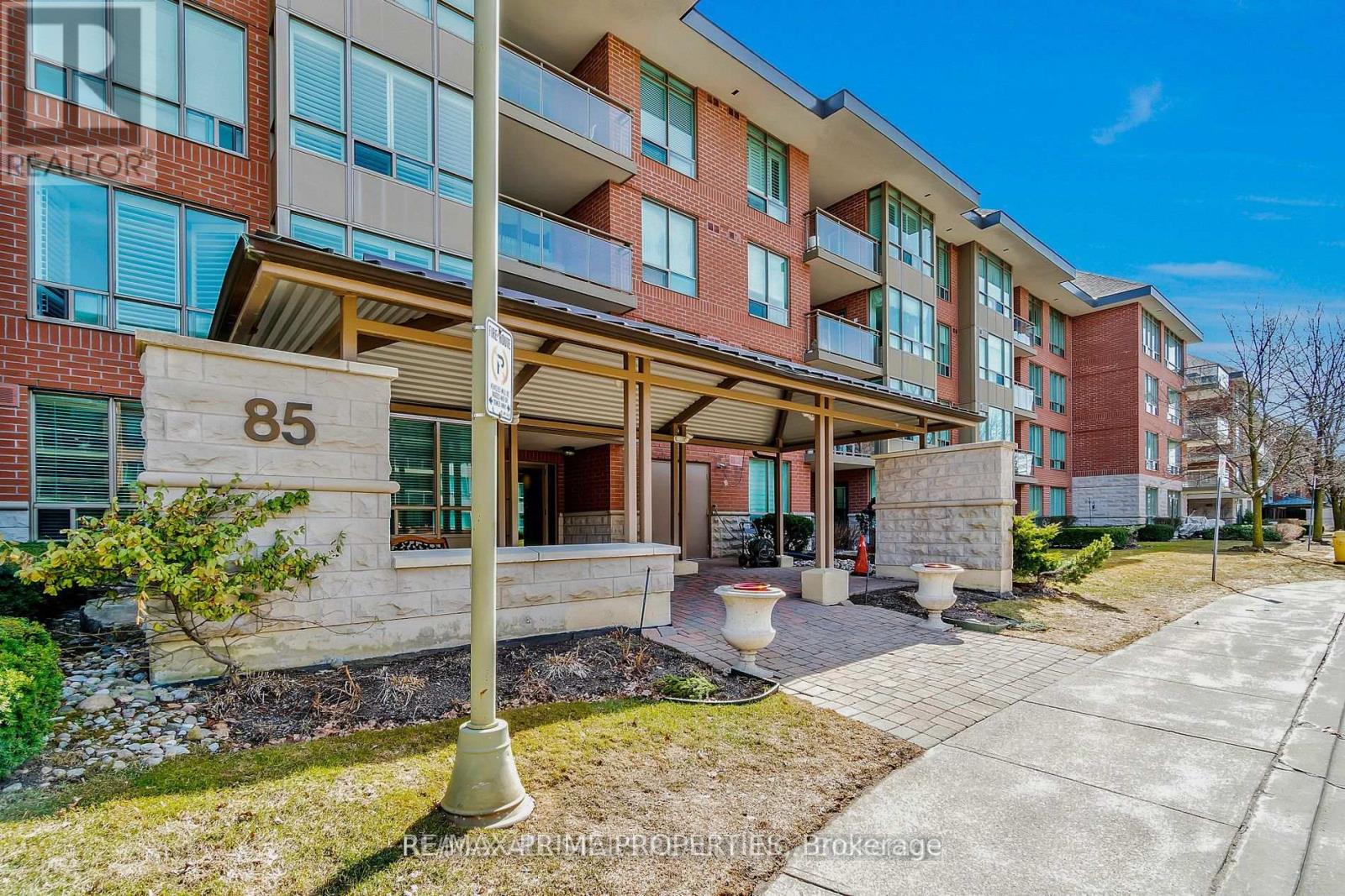 Property at 320 - 85 THE BOARDWALK WAY image 2