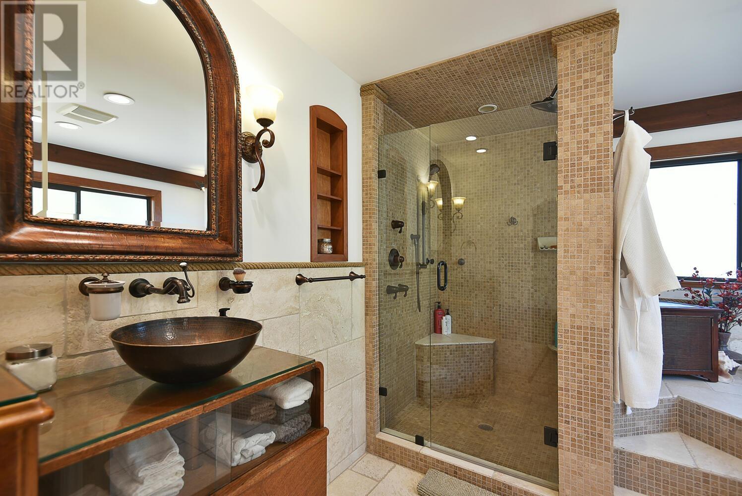 5203 Sunshine Coast Highway, Sechelt, British Columbia  V7Z 0C1 - Photo 14 - R2985770