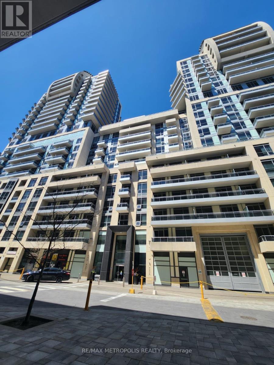 Ne1112 - 9205 Yonge Street, Richmond Hill, Ontario  L4C 1V5 - Photo 1 - N12134473