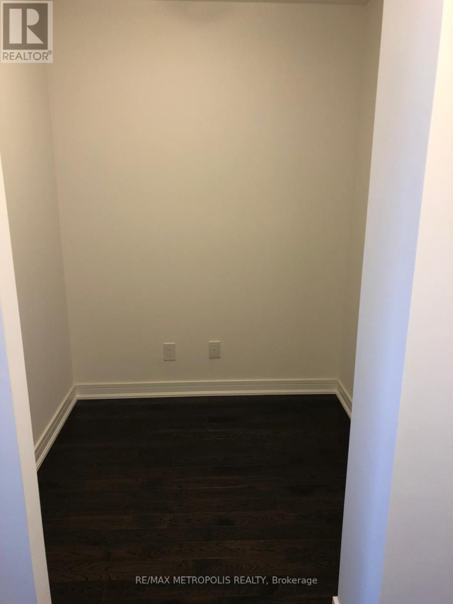 Ne1112 - 9025 Yonge Street, Richmond Hill, Ontario  L4C 1V5 - Photo 13 - N12134473