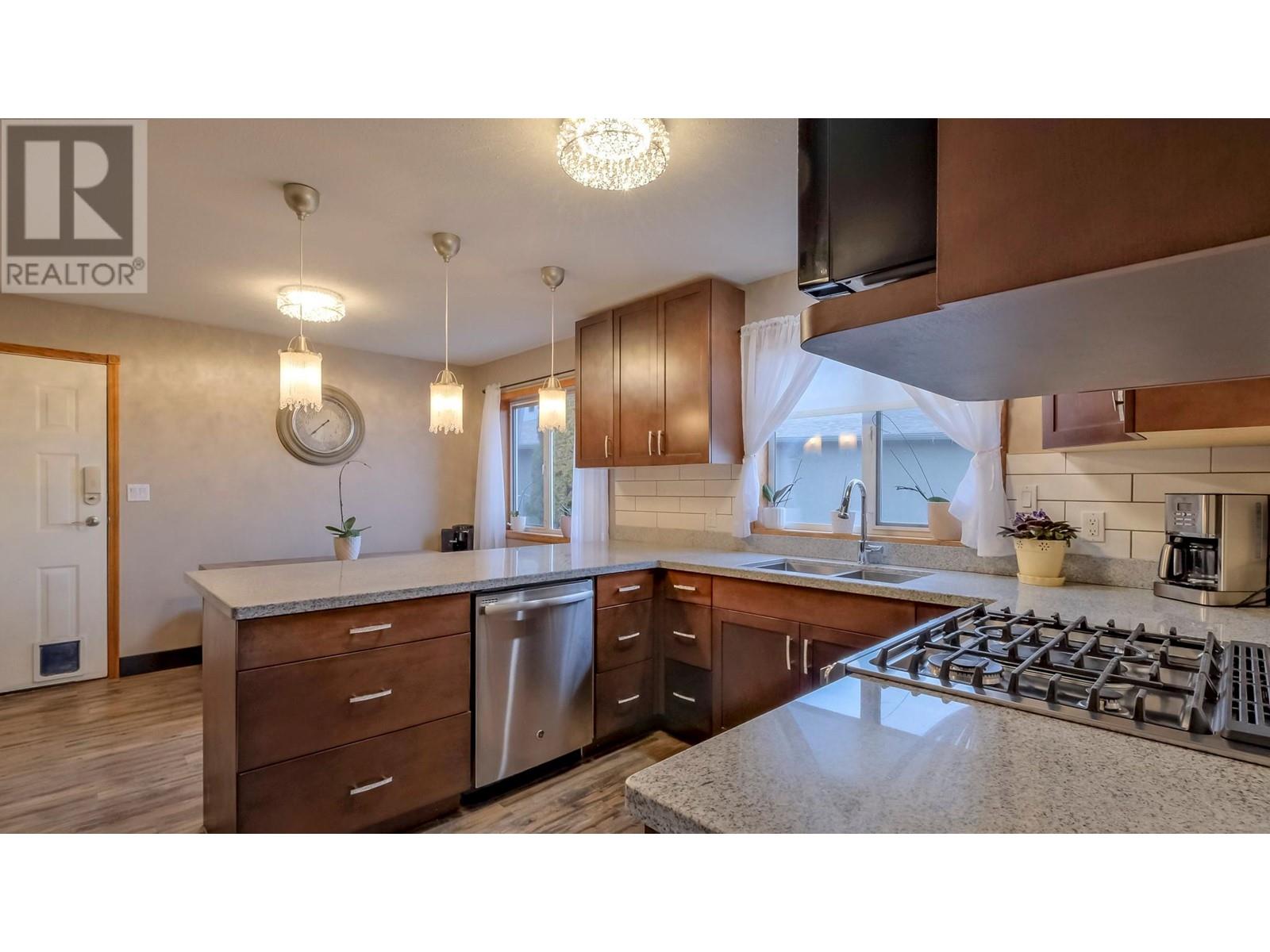 1108 Menu Road, West Kelowna, British Columbia  V1Z 2J5 - Photo 9 - 10336616