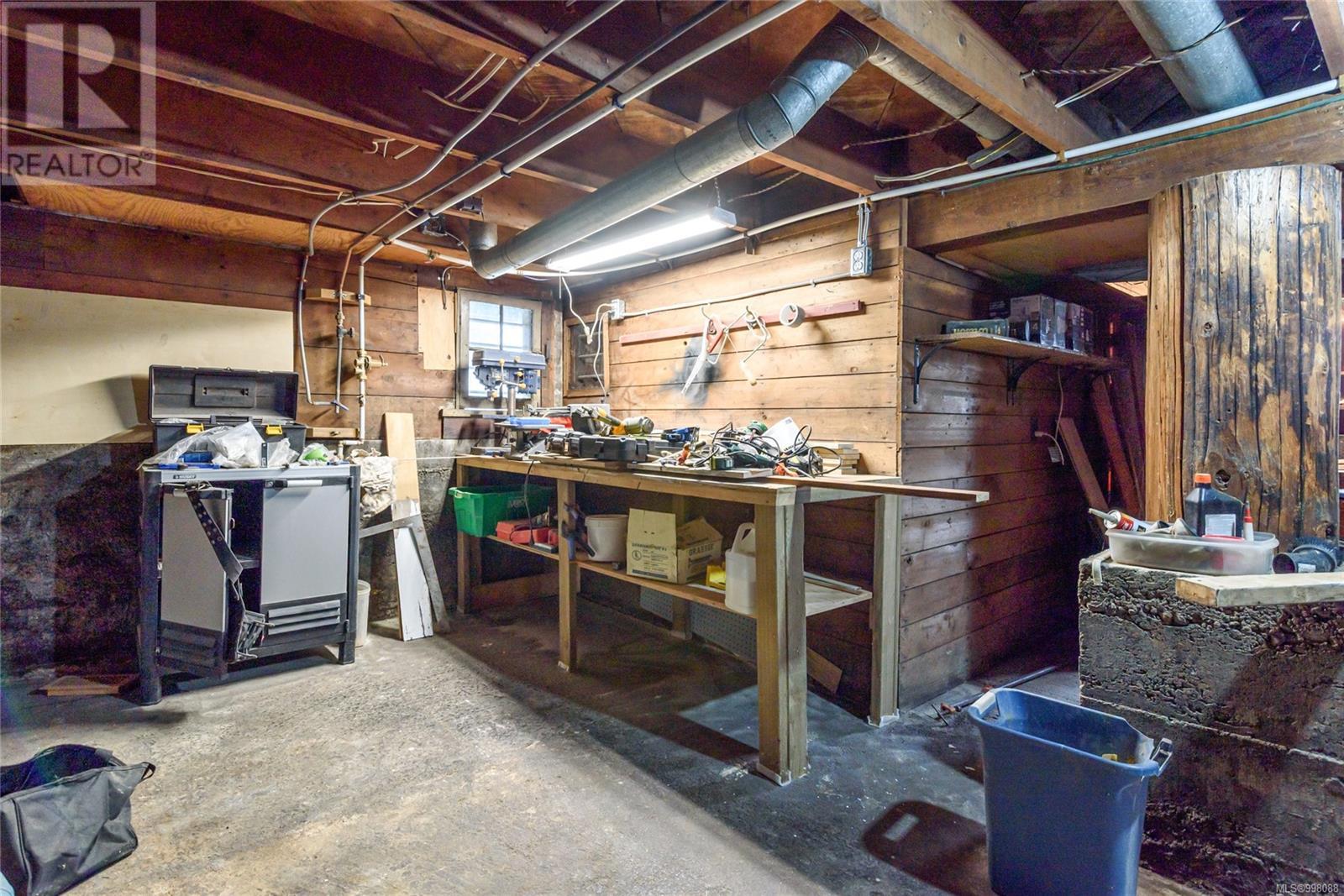 2757 Windermere Ave, Cumberland, British Columbia  V0R 1S0 - Photo 28 - 998088