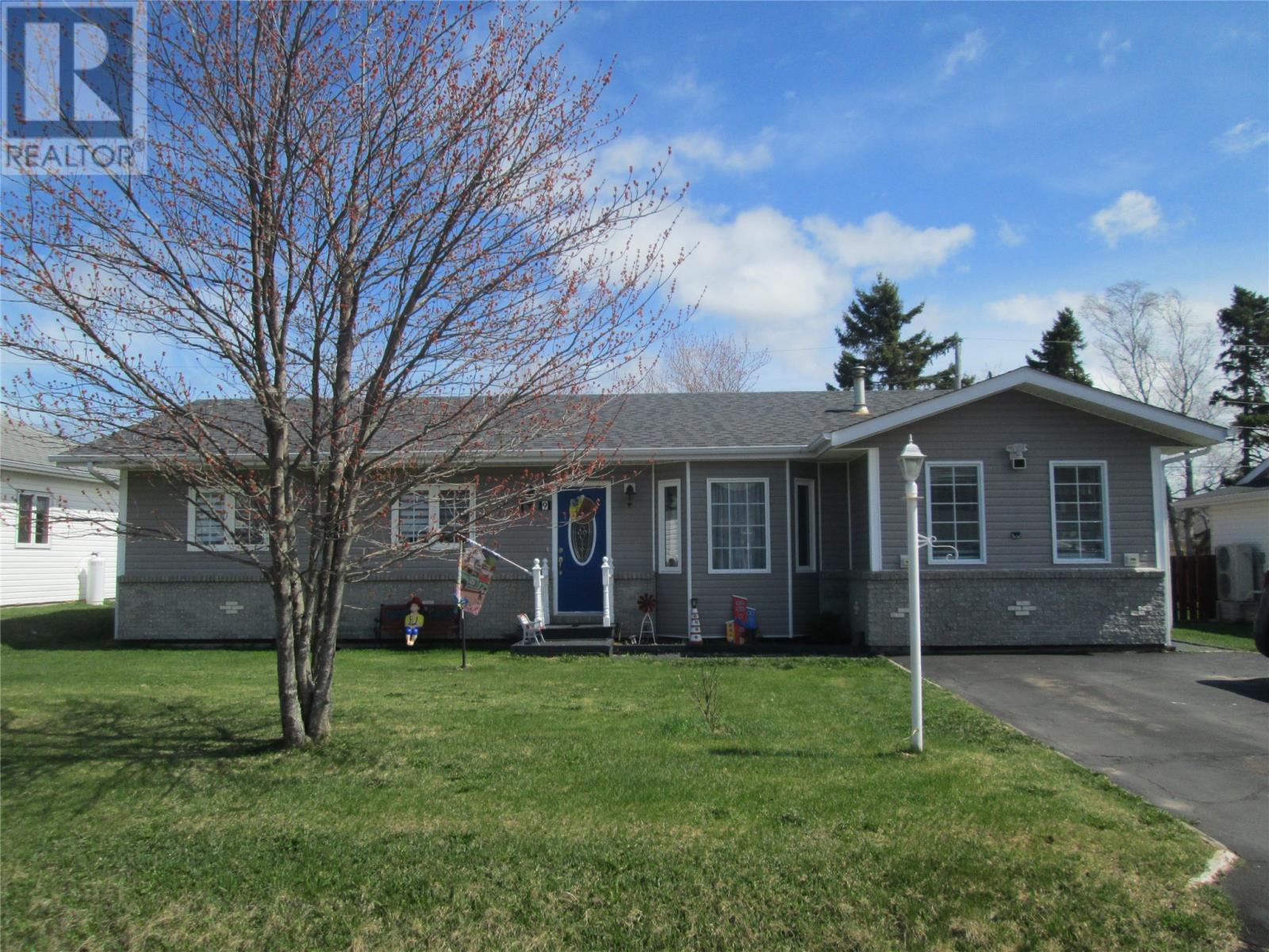 Property at 9 McDonald Crescent image 2