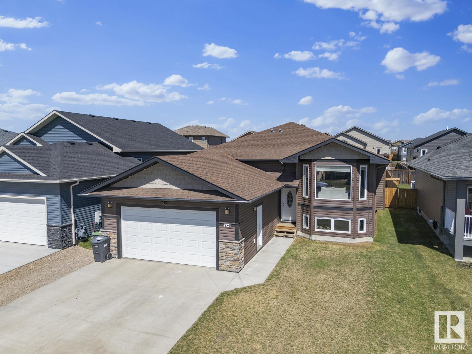 Property at 4924 57 AV image 2
