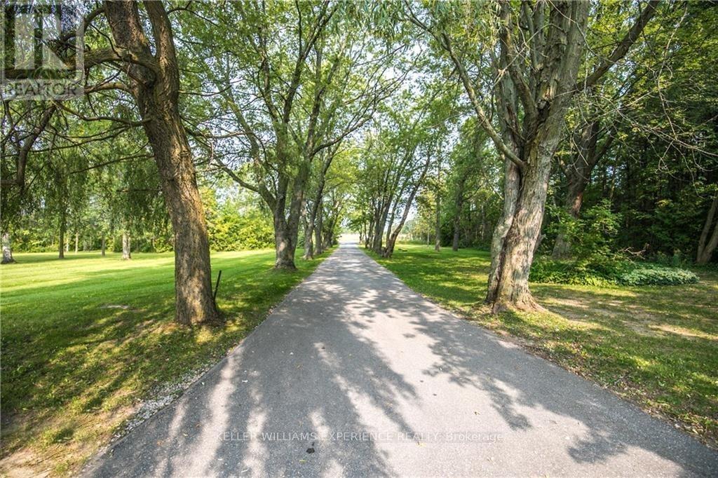 1775 9th Line, Innisfil, Ontario  L9S 3Y3 - Photo 5 - N12036968