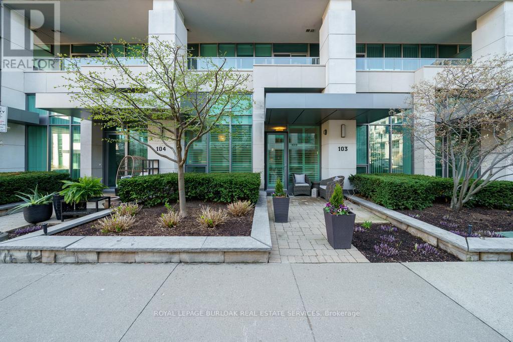 103 - 11 Bronte Road, Oakville, Ontario  L6L 0E1 - Photo 26 - W12134329