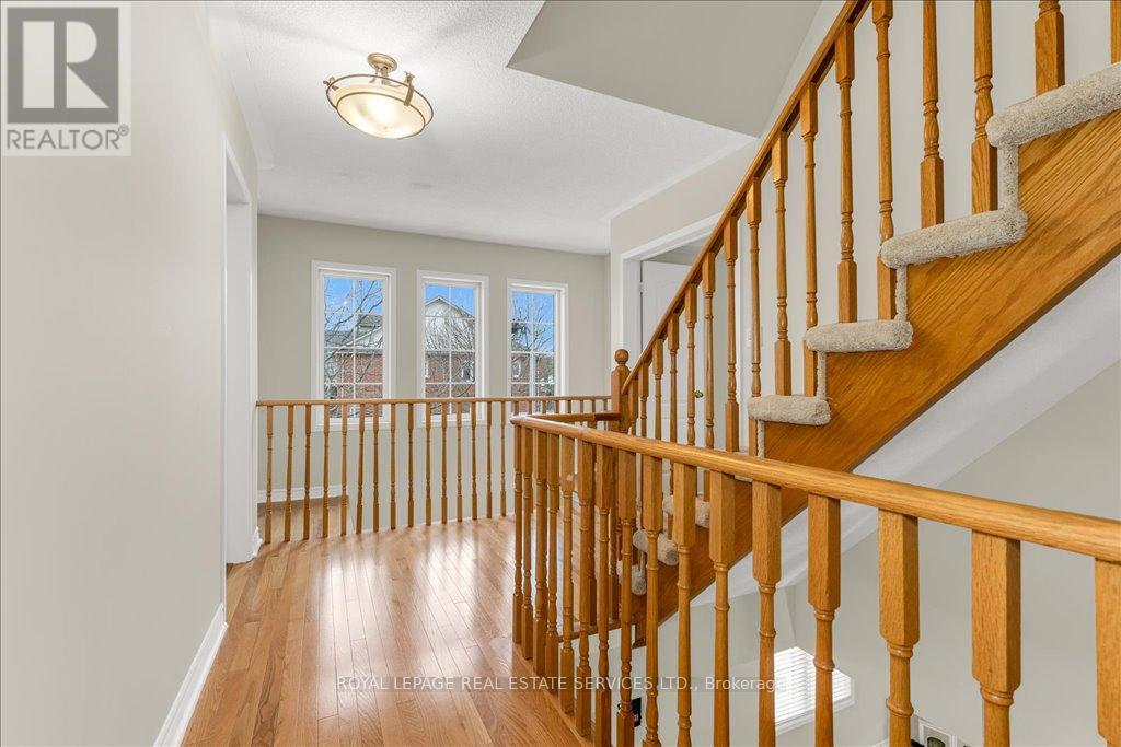 2483 Sunnyhurst Close, Oakville, Ontario  L6H 7K5 - Photo 25 - W12134330