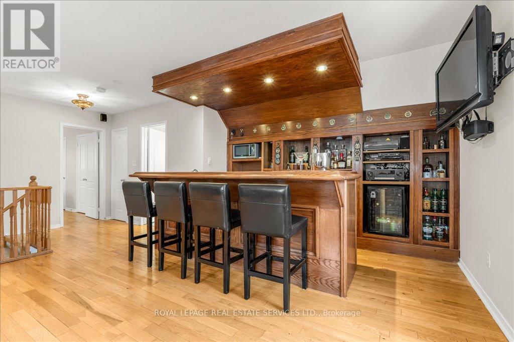2483 Sunnyhurst Close, Oakville, Ontario  L6H 7K5 - Photo 28 - W12134330
