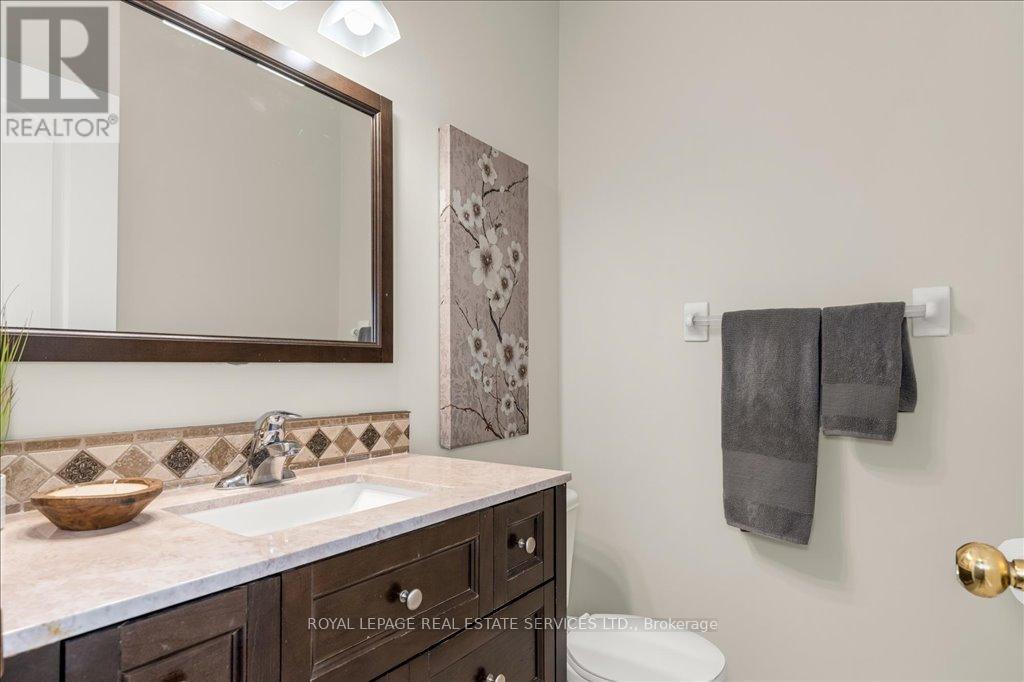 2483 Sunnyhurst Close, Oakville, Ontario  L6H 7K5 - Photo 30 - W12134330