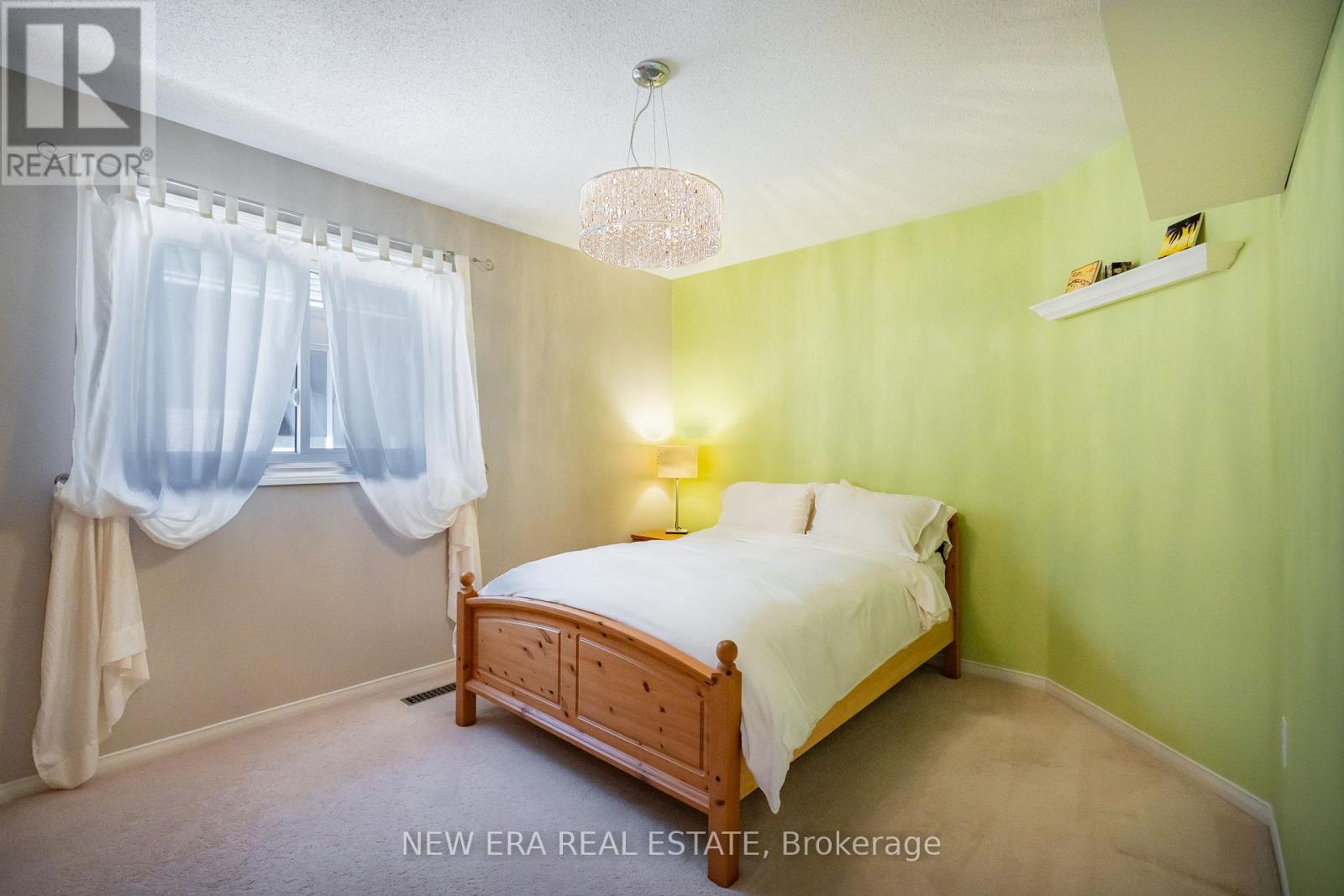 275 Cresthaven Road, Brampton, Ontario  L7A 1J4 - Photo 23 - W12134365