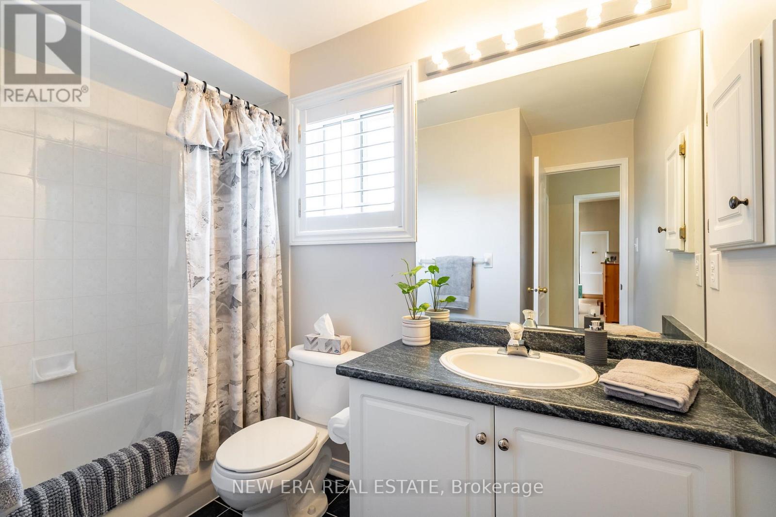 275 Cresthaven Road, Brampton, Ontario  L7A 1J4 - Photo 25 - W12134365