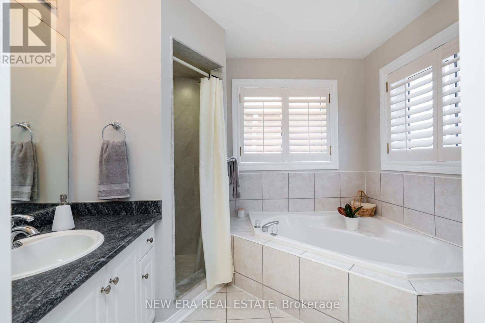 275 Cresthaven Road, Brampton, Ontario  L7A 1J4 - Photo 29 - W12134365