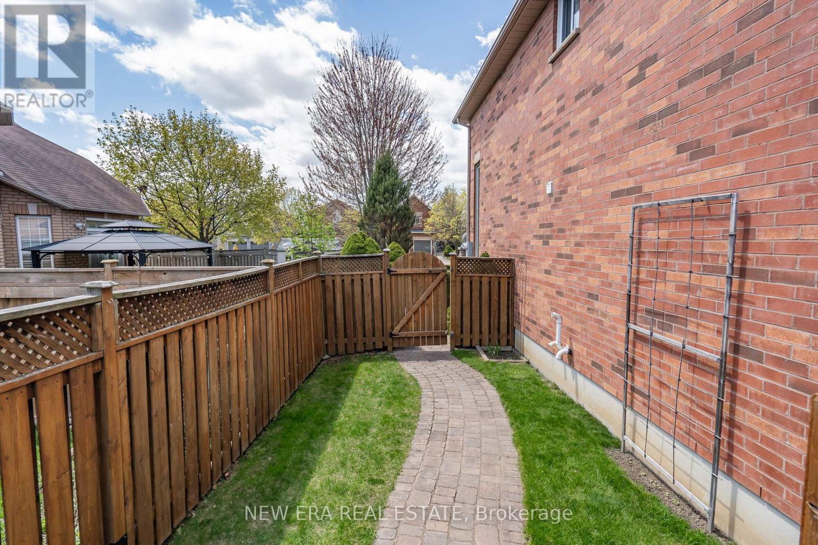 275 Cresthaven Road, Brampton, Ontario  L7A 1J4 - Photo 40 - W12134365