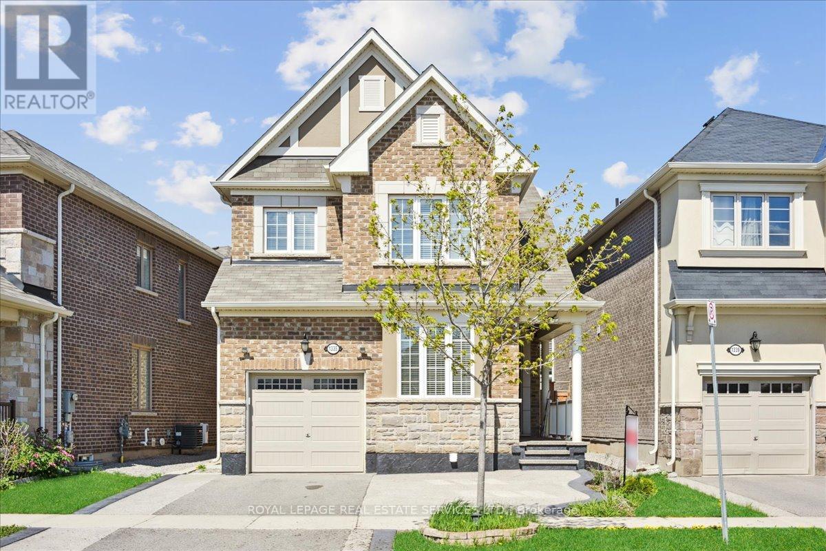 1335 Rose Way, Milton (Cb Cobban), Ontario  L9E 1M5 - Photo 1 - W12134394